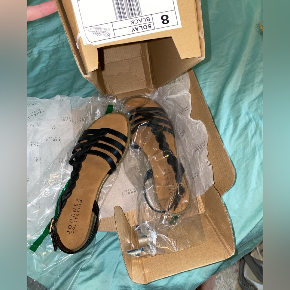 Journee Collection NIB NWT Black Strappy Sandals